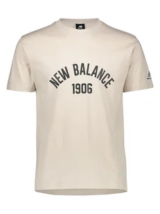 New Balance Koszulka "Essentials Varsity" w kolorze beżowym - Koszulki męskie - miniaturka - grafika 1