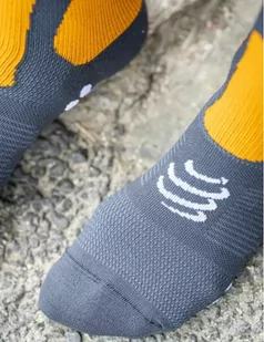 COMPRESSPORT Skarpetki trekkingowe HIKING SOCKS magnet/autumn glory - Skarpetki sportowe męskie - miniaturka - grafika 4