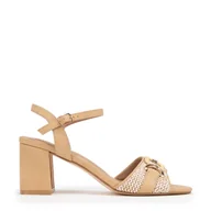 Półbuty męskie - Plecione sandały z dekoracyjną klamrą beżowe - miniaturka - grafika 1