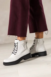 Białe botki skórzane damskie Sergio Leone na czarnej żłobionej platformie ozdobne przeszycia na cholewce sznurowane YG74751-H - Botki damskie - miniaturka - grafika 1