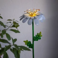 Lampy ogrodowe - Lampa solarna LED Daisy w kształcie stokrotki - miniaturka - grafika 1