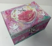 Karuzele dla niemowląt - Pozytywka szkatułka Sukienka - zabawka - miniaturka - grafika 1