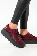 Półbuty damskie - Bordowe sneakersy skórzane damskie creepersy sznurowane z wzorem panterki PRODUKT POLSKI Casu 516 - miniaturka - grafika 1