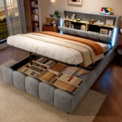 Meble do sypialni - Łóżko z pojemnikiem na pościel 140 x 200 cm i zagłówkiem ze schowkiem - Tkanina aksamitna - Diody LED - Gniazda USB i typu C - Szare (bez materaca) - miniaturka - grafika 1