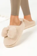 Kapcie damskie - Beżowe kapcie damskie obuwie domowe futrzane z kokardą złota ozdoba miś z cyrkoniami Casu BNB-12 - miniaturka - grafika 1