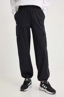 Spodnie damskie - Under Armour spodnie damskie kolor czarny fason cargo high waist - grafika 1
