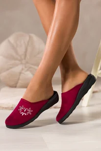 Bordowe kapcie damskie Inblu obuwie domowe z haftowanymi kwiatami XF99994S - Kapcie damskie - miniaturka - grafika 1