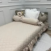 Koce i narzuty dla dzieci - PIKOWANA NARZUTA 90x200cm BEŻOWA Z FALBANĄ - miniaturka - grafika 1