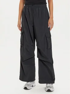 New Balance Spodnie dresowe WP43534 Czarny Relaxed Fit - Spodnie sportowe damskie - miniaturka - grafika 1