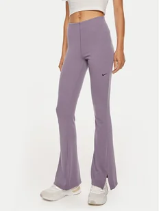 Nike Spodnie materiałowe FQ2113 Fioletowy Slim Fit - Spodnie damskie - miniaturka - grafika 1