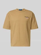 Koszulki męskie - T-shirt z wyhaftowanym logo - miniaturka - grafika 1