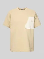 Koszulki męskie - T-shirt z kieszenią na piersi model ‘TERRY’ - miniaturka - grafika 1