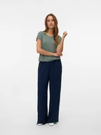 Koszulki i topy damskie - Vero Moda Koszulka w kolorze zielonym - miniaturka - grafika 1