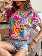 Bluzki damskie - Bluzka damska w kolorowe kwiaty - Różowy - miniaturka - grafika 1