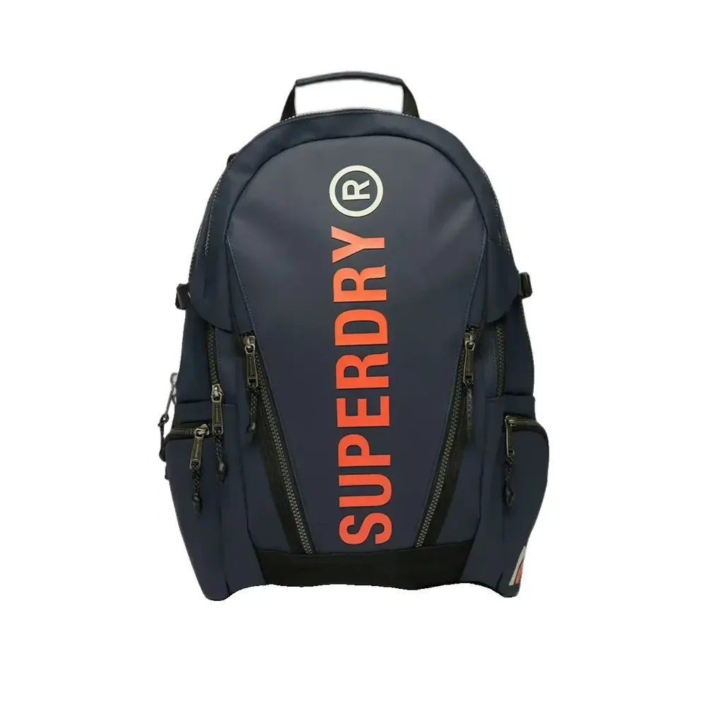 Plecak Superdry tarp 21l niebieski z wieloma kieszeniami i regulowanymi paskami na ramiona