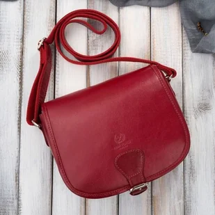 Torebka damska skórzana listonoszka ze skóry licowej czerwona Paolo Peruzzi - Torebki damskie Torebka damska skórzana listonoszka ze skóry licowej czerwona Paolo Peruzzi - Torebki damskie - miniaturka - grafika 1