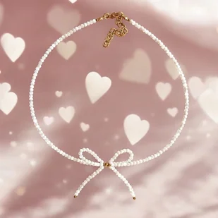 KOKARDKA - choker : biała muszla - Naszyjniki KOKARDKA - choker : biała muszla - Naszyjniki - miniaturka - grafika 1