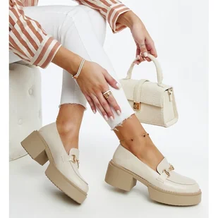 Beżowe półbuty na obcasie eko-skórzane Vinceza beżowy - Mokasyny damskie - miniaturka - grafika 1