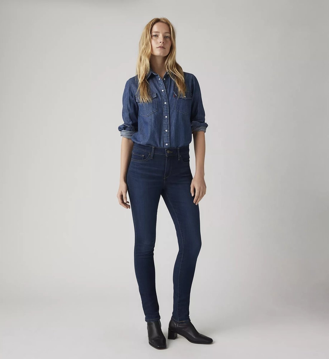 LEVI'S GRANATOWE JEANSY RURKI DAMSKIE NA CO DZIEŃ 31/32 16FA
