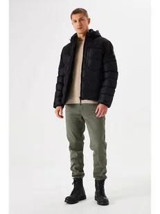 Garcia Kurtka pikowana w kolorze czarnym - Kurtki męskie - miniaturka - grafika 1
