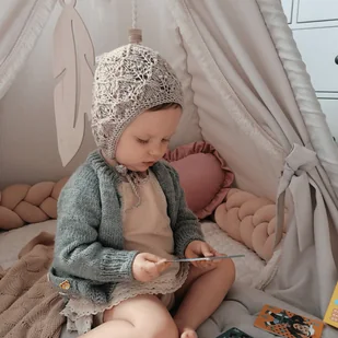 Czapka Beżowe Listki - Czapki dla dzieci - miniaturka - grafika 1
