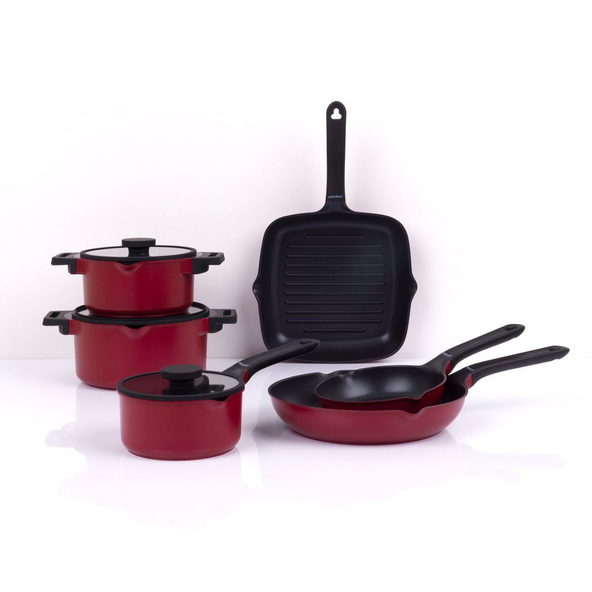 Zestaw garnków i patelni z powłoką Qualum Basic Noel 9-elementowy AMBITION