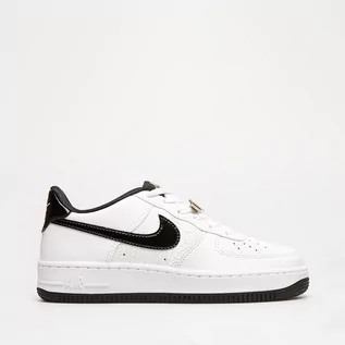 Buty dla chłopców - NIKE AIR FORCE 1 LV8 GS - grafika 1