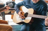Czasopisma - Nauka gry na gitarze - zajęcia stacjonarne - miniaturka - grafika 1