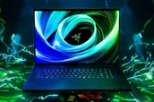 Laptopy - RAZER Blade 18 Dual UHD+ 240Hz/FHD+ 440Hz/Ultra 9 275HX/64GB/RTX 5090/4TB RZ09-05299ER9-R3E1 - miniaturka - grafika 1