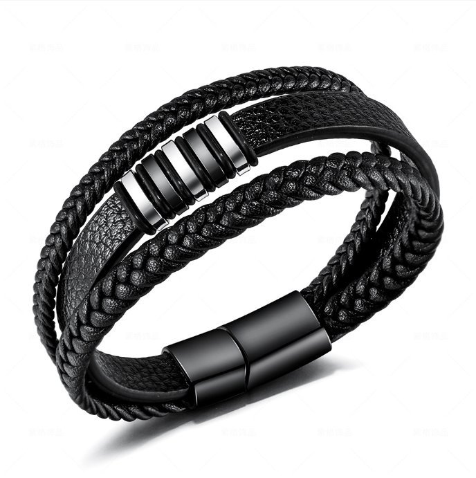 Czarna skórzana bransoletka ze stalowymi akcentami 19cm