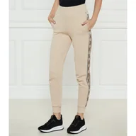 Dresy damskie - GUESS ACTIVE Spodnie dresowe BRITNEY Regular Fit - miniaturka - grafika 1