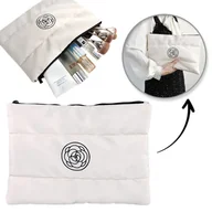 Biżuteria - akcesoria - Kosmetyczka damska pikowana duża, wodoodporna biała 22 x 31cm KS144B - miniaturka - grafika 1