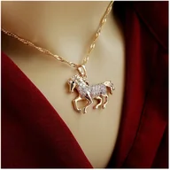 Naszyjniki - Złoty Naszyjnik Koń Z Kryształkami 18K Prezent - miniaturka - grafika 1