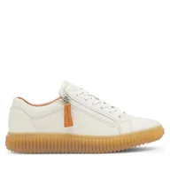 Sneakersy damskie - Półbuty Go Soft WI16-RN052-01 Biały - miniaturka - grafika 1