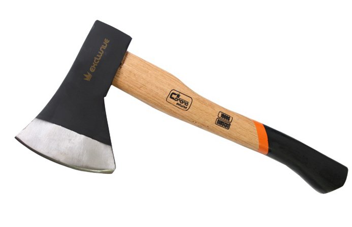 Corona Siekiera uniwersalna trzonek drewniany 0,8kg C2481
