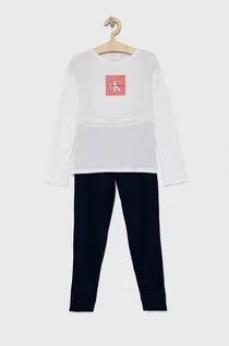 Piżamy damskie - Calvin Klein Underwear Piżama bawełniana dziecięca kolor granatowy gładka - grafika 1