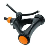 Węże ogrodowe i zraszacze - Fiskars Zraszacz dookólny metalowy na kółkach Fiskars 1023657 1023657 - miniaturka - grafika 1