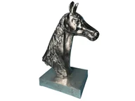 Figurki dekoracyjne - DEKORACJA GŁOWA KONIA POSTUMENT 51 CM NAGRODA - miniaturka - grafika 1