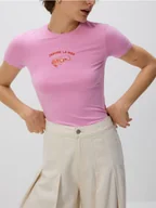 Koszulki i topy damskie - Reserved - T-shirt z haftem - różowy - miniaturka - grafika 1