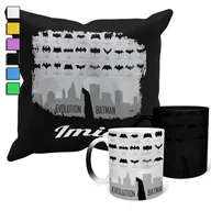 Gadżety dla niej i dla niego - ZESTAW KUBEK MAGICZNY + POSZEWKA Z PODUSZKĄ- AVENGERS BATMAN PREZENT + IMIĘ - miniaturka - grafika 1