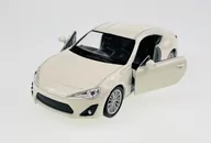 Samochody i pojazdy dla dzieci - Welly Toyota 86 Biała 1:34 Samochód Nowy Metalowy Model - miniaturka - grafika 1