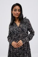 Sukienki - Sukienka z kolorowym nadrukiem - MOODO - miniaturka - grafika 1