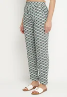 Spodnie damskie - Zielone Spodnie z Bawełny z Gumką w Talii i Kieszeniami w Geometryczny Wzór Lisadelia - miniaturka - grafika 1