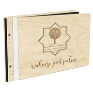 Albumy fotograficzne - Album Na Zdjęcia W Drewnianej Oprawie Z Czarnymi Kartami Z Grawerem  Wakacje Pod Palmą  Plażowanie Album Podróżniczy - miniaturka - grafika 1