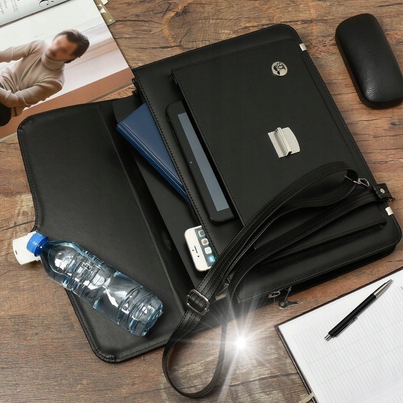 Męska aktówka teczka elegancka solidna czarna laptop marki Beltimore