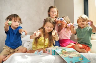 Flockies Figurka Pirania Peri - Figurki dla dzieci - miniaturka - grafika 13