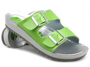 Klapki damskie z klamrami - Inblu 29, zielone - Klapki i japonki damskie - miniaturka - grafika 1