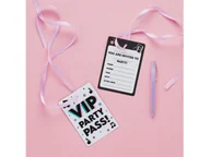 Kartki okolicznościowe i zaproszenia - Zaproszenia Przepustka VIP - 12.5 x 8.8cm - 10 szt. - miniaturka - grafika 1