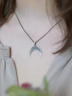 Naszyjniki - Lunula II - zawieszka srebrna oksydowana - miniaturka - grafika 1