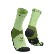 Skarpetki sportowe męskie - COMPRESSPORT Skarpetki do biegania ULTRA TRAIL SOCKS V2.0 woodbine/shadow lime - miniaturka - grafika 1